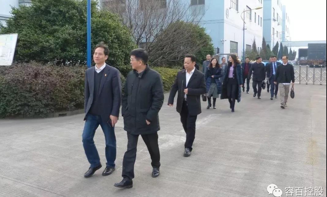 a3.jpg 游艇会(中文)官方网站